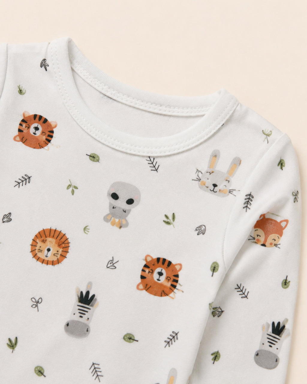 Colorful wild animals print and fabric detail