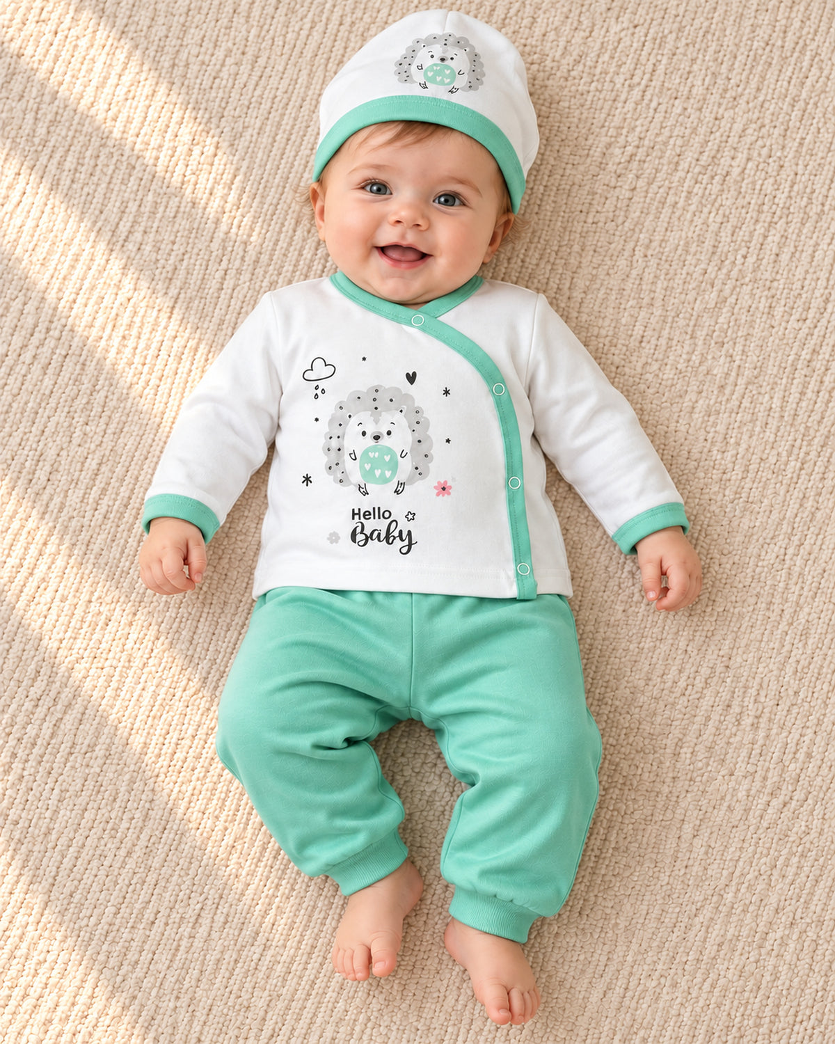 Baby Dream pistachio hedgehog baby set, baby wearing the complete set