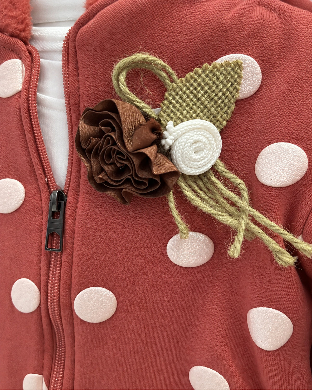 Brick red baby girl polka-dot hooded jacket, XOXO top and trousers set, brown fabric rosette, cord details and ivory polka dots